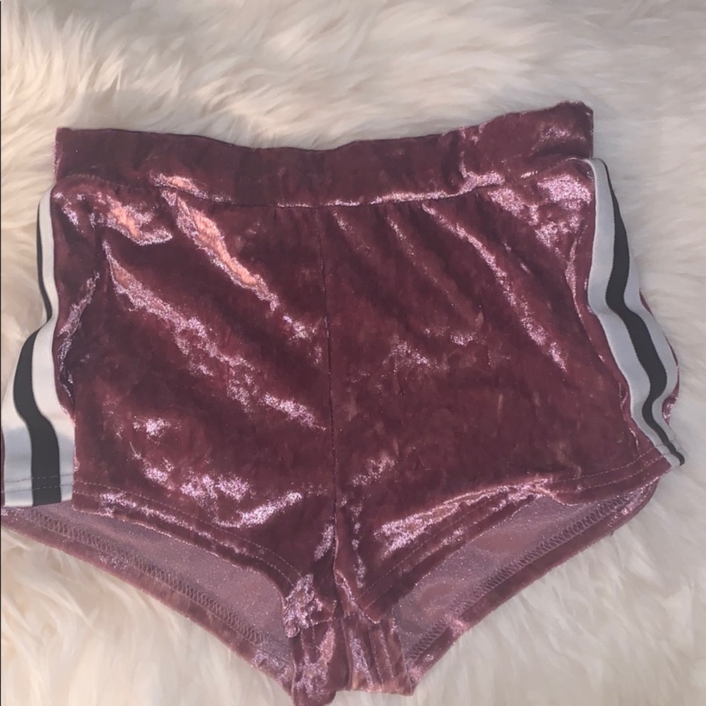 Velvet pink shorts